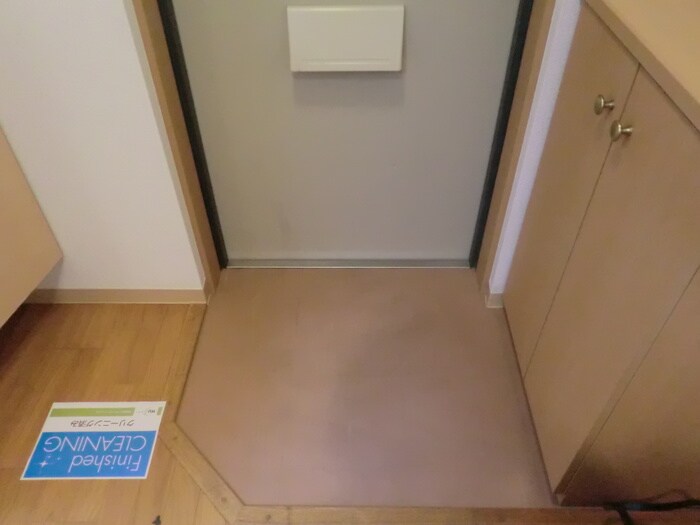 物件内観写真14　(玄関)