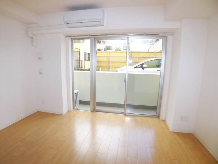 物件内観写真5　(居室)