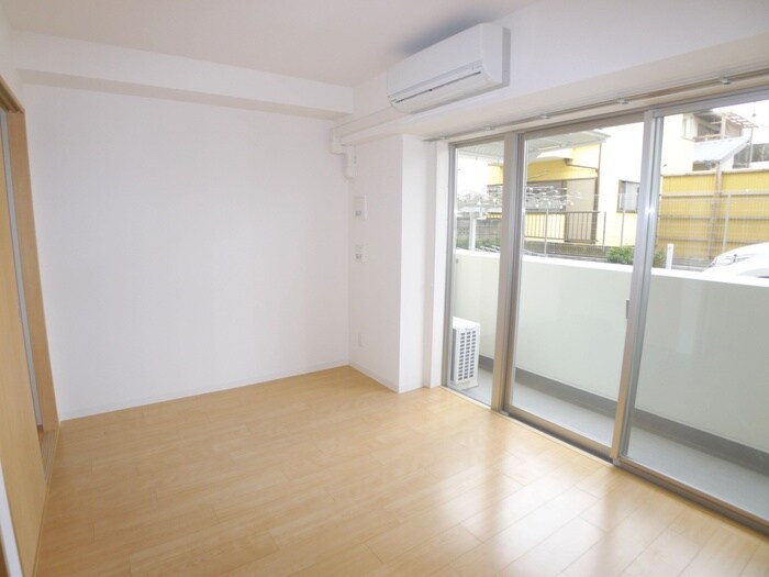 物件内観写真6　(居室)