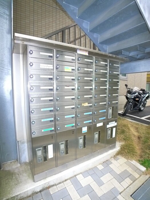 物件外観写真4　(建物設備)