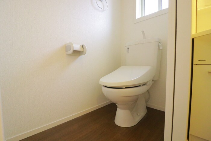 物件内観写真14　(トイレ)