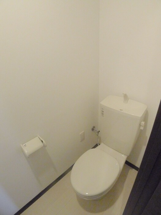 物件内観写真14　(トイレ)