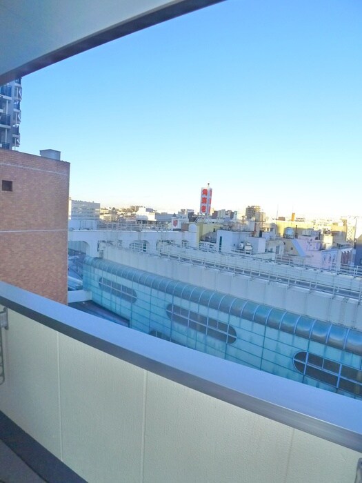 物件内観写真17　(室内からの展望)