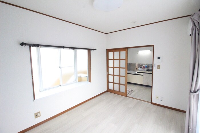 物件内観写真5　(居室)