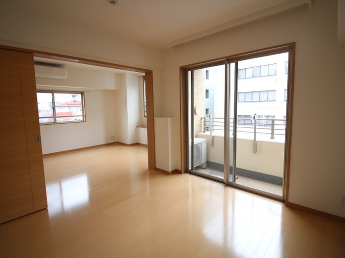 物件内観写真9　(居室)