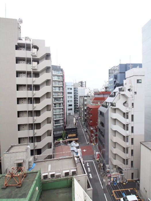 物件内観写真16　(室内からの展望)