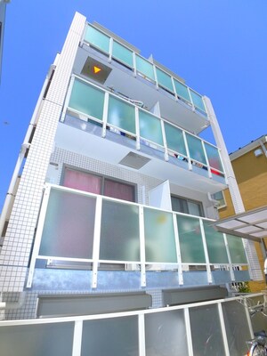 キャンサー外観写真