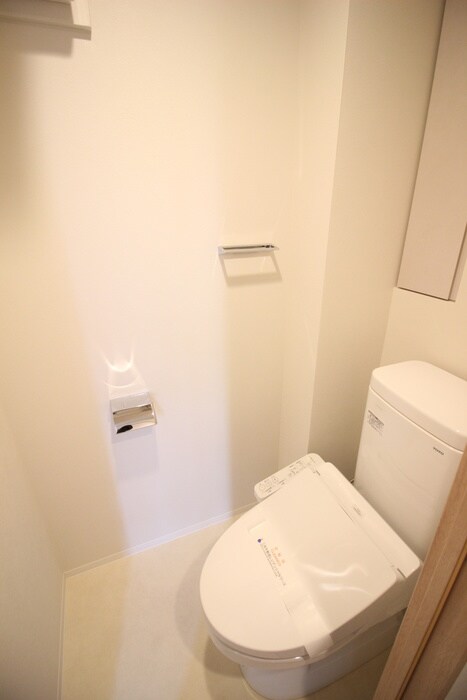 物件内観写真14　(トイレ)