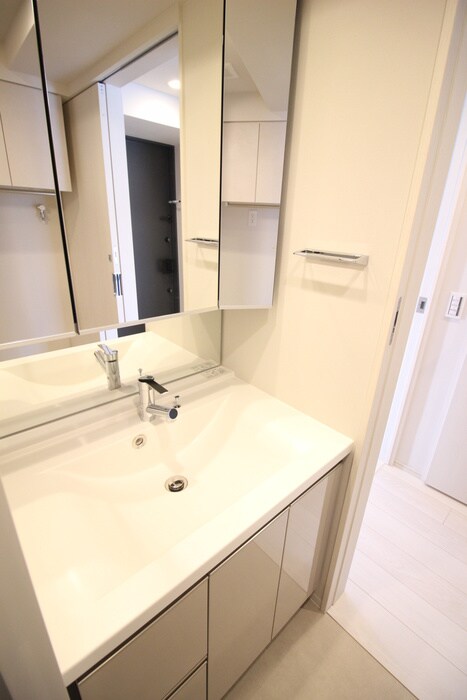 物件内観写真15　(洗面)