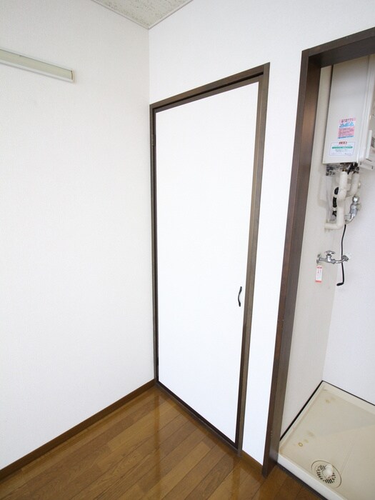 物件内観写真22　(収納)