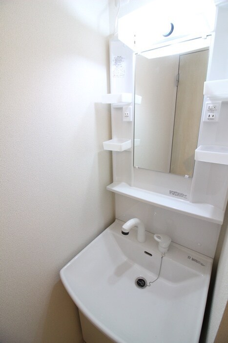 物件内観写真10　(洗面)