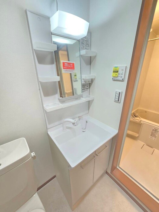 物件内観写真13　(洗面)