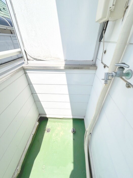 物件内観写真15　(洗濯機置場)