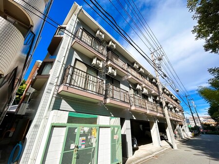 ライブリ－ＰⅢ外観写真