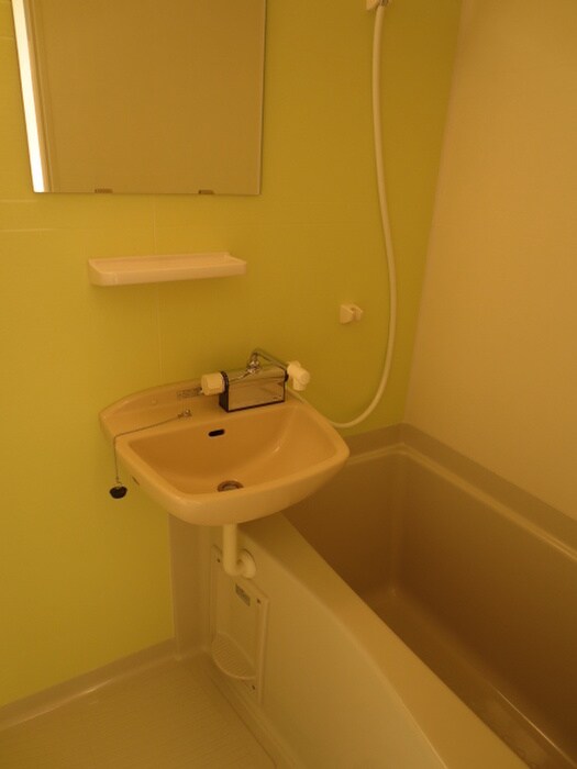 物件内観写真12　(バス／シャワールーム等)