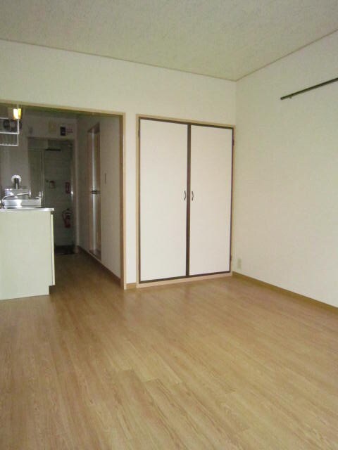 物件内観写真12　(居室)