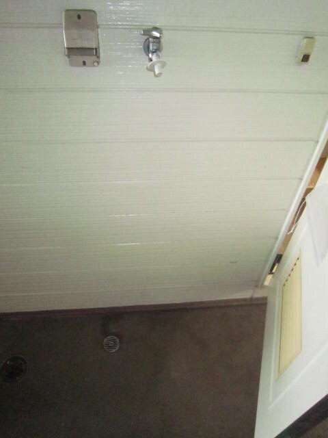 物件内観写真16　(洗濯機置場)