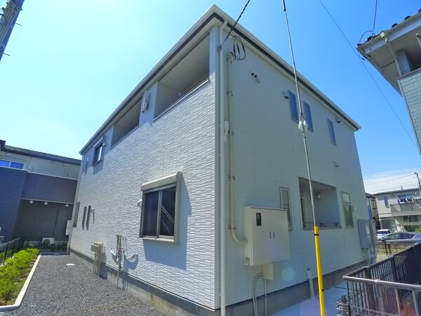 建築中