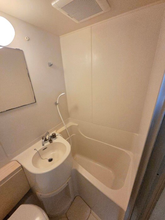 物件内観写真9　(バス／シャワールーム等)