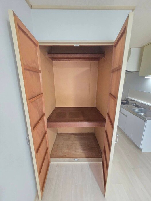 物件内観写真14　(収納)