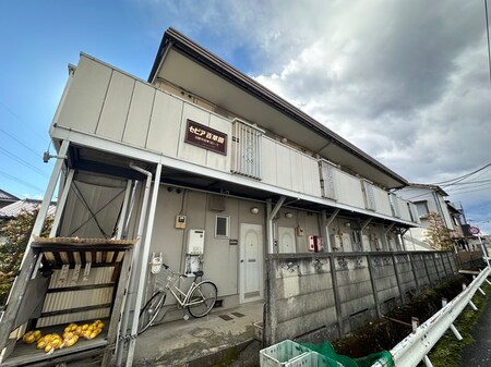 セピア百草園外観写真