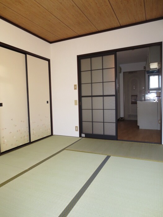 物件内観写真8　(居室)