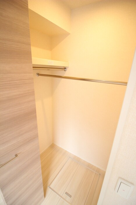 物件内観写真14　(収納)