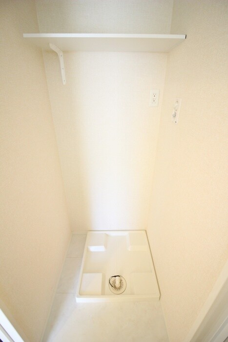 物件内観写真18　(収納)