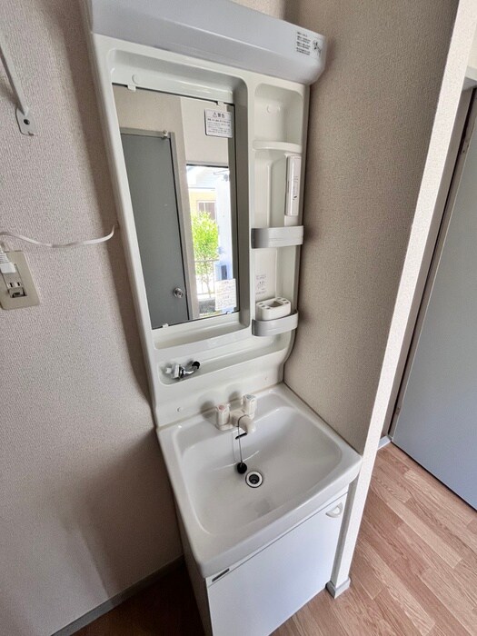 物件内観写真6　(洗面)