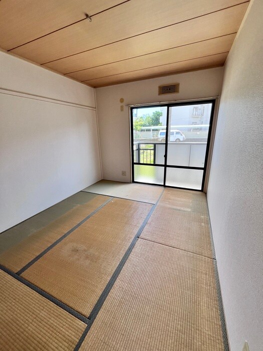 物件内観写真16　(居室)