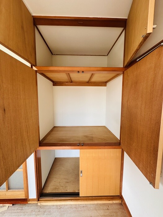 物件内観写真18　(収納)