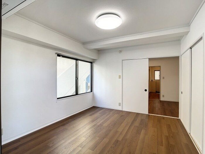 物件内観写真9　(居室)