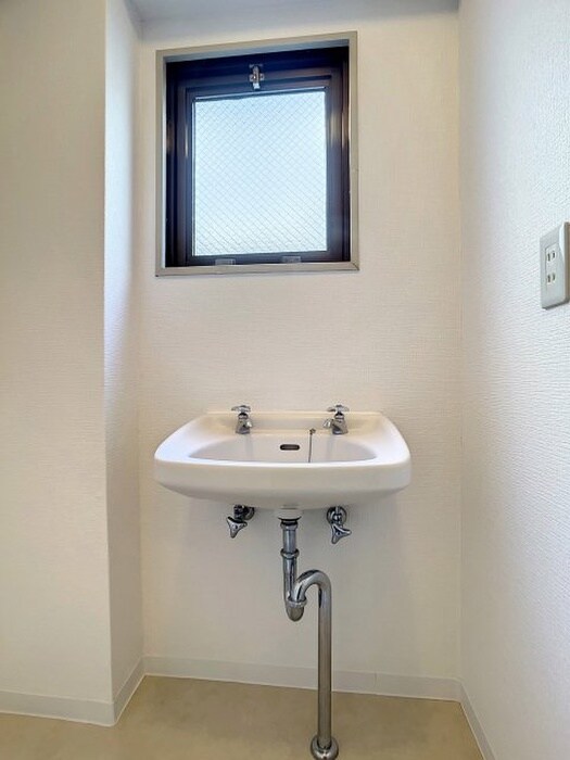 物件内観写真14　(洗面)