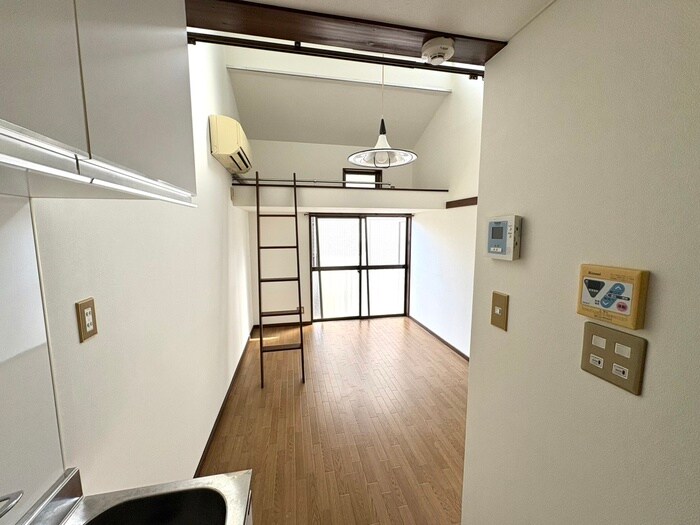 物件内観写真22　(居室)