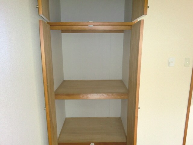 物件内観写真7　(収納)