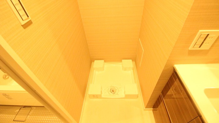 物件内観写真21　(洗濯機置場)