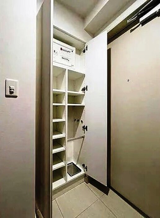 物件内観写真14　(靴箱)