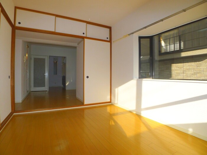 物件内観写真9　(居室)