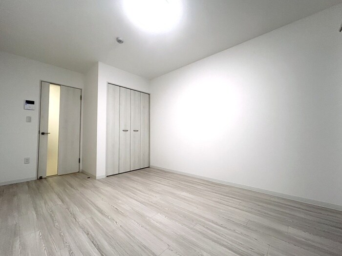 物件内観写真1　(居室)