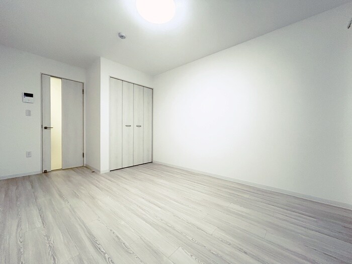 物件内観写真2　(居室)