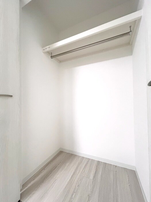 物件内観写真5　(収納)