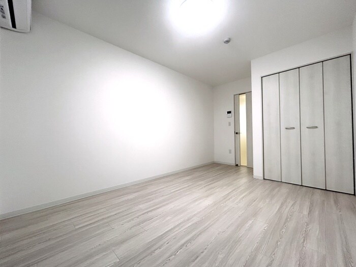 物件内観写真15　(居室)