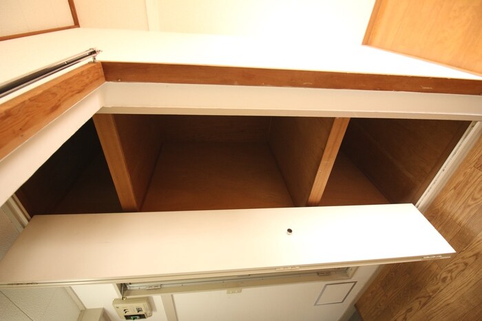 物件内観写真10　(収納)