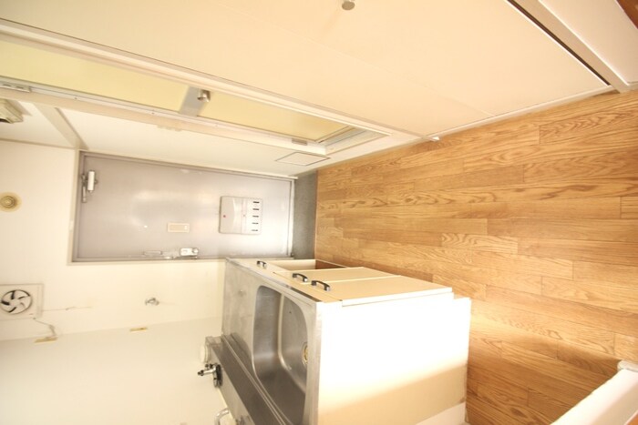 物件内観写真12　(廊下)