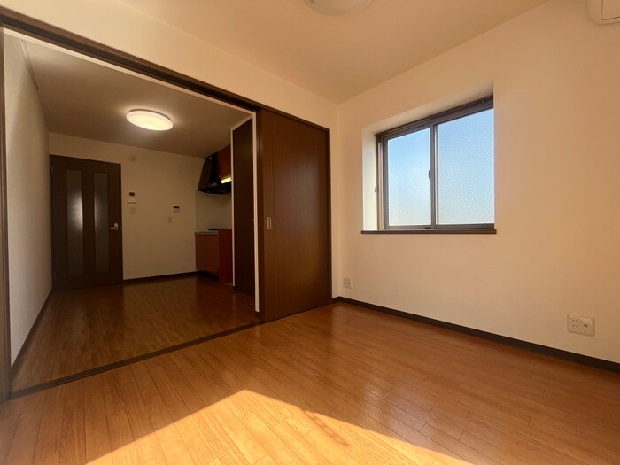 物件内観写真5　(居室)