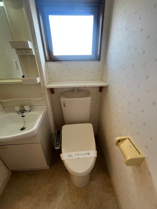 物件内観写真13　(トイレ)