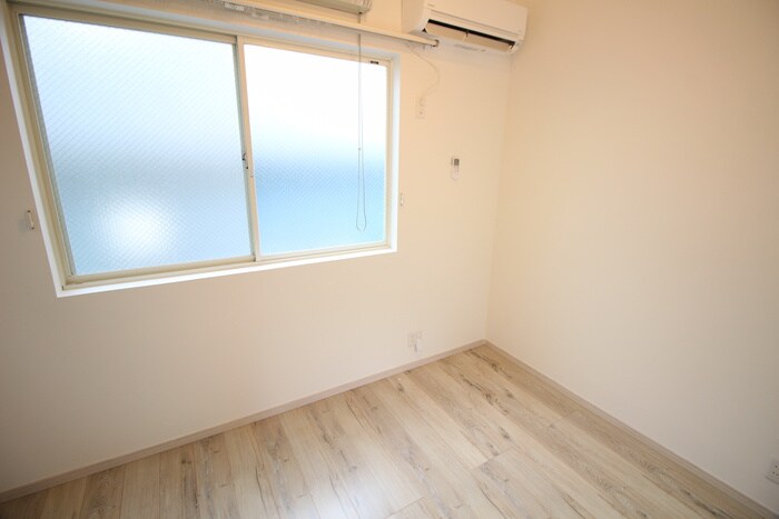 物件内観写真18　(居室)