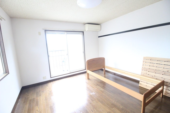 物件内観写真6　(居室)