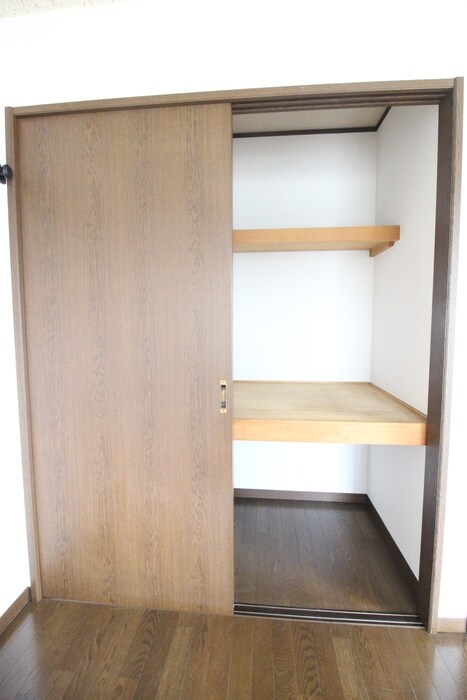 物件内観写真9　(収納)