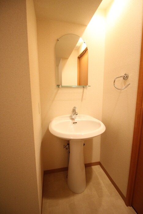 物件内観写真11　(洗面)